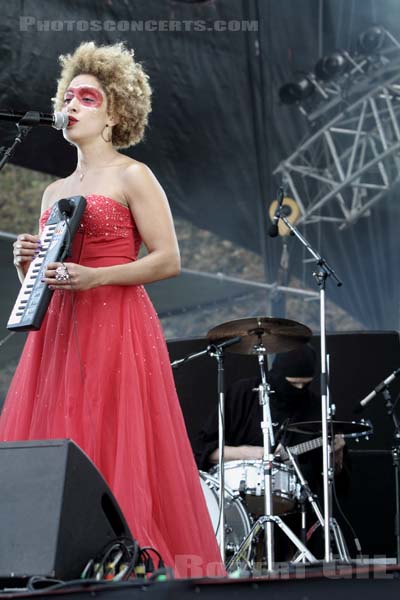 MARTINA TOPLEY BIRD - 2010-08-28 - SAINT CLOUD - Domaine National - Scene de l'Industrie - Martina Gillian Topley-Bird